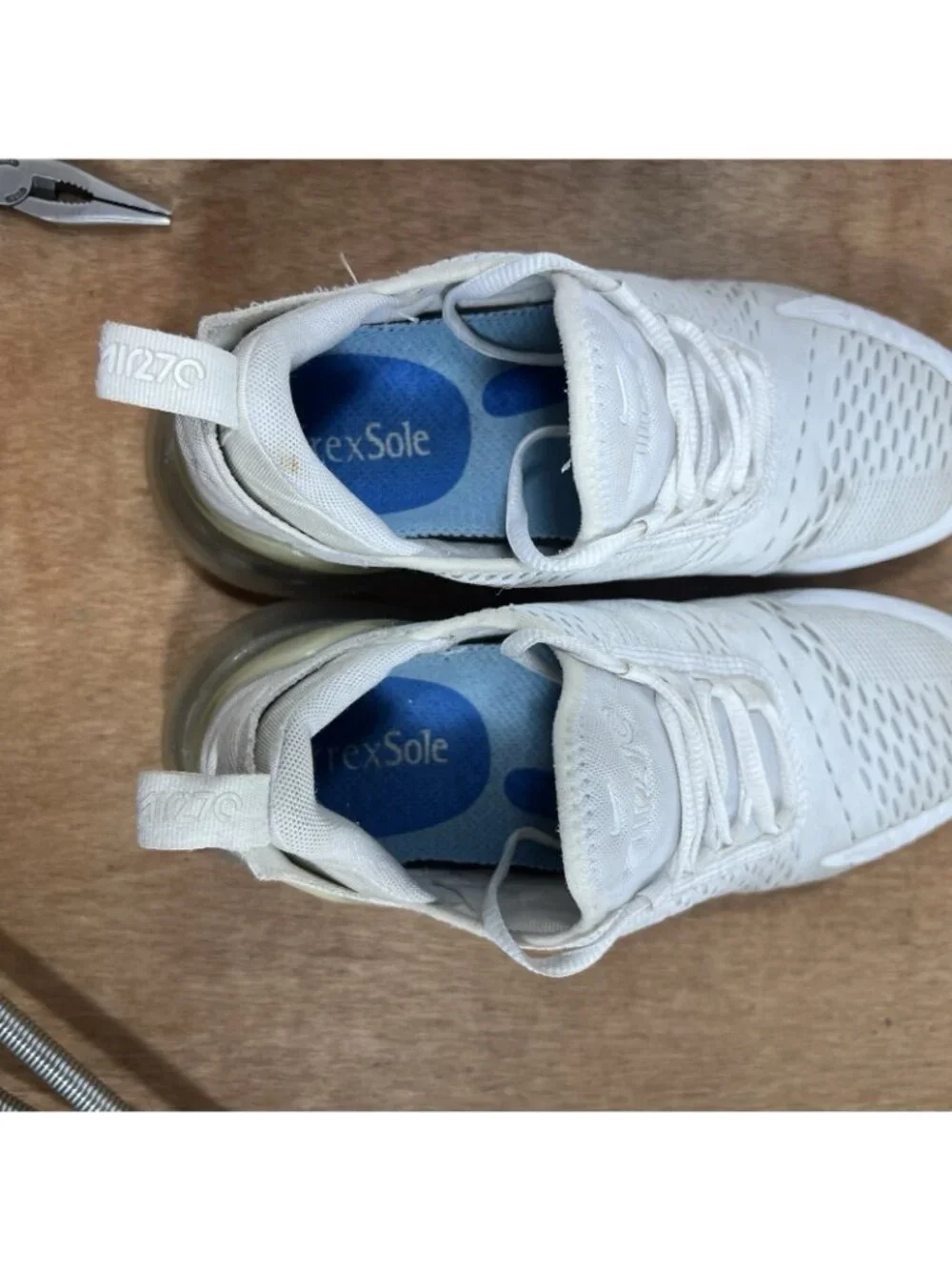 Nike Air Max 270 Women’s Size 8 White Running Shoes Sneakers 943345-103